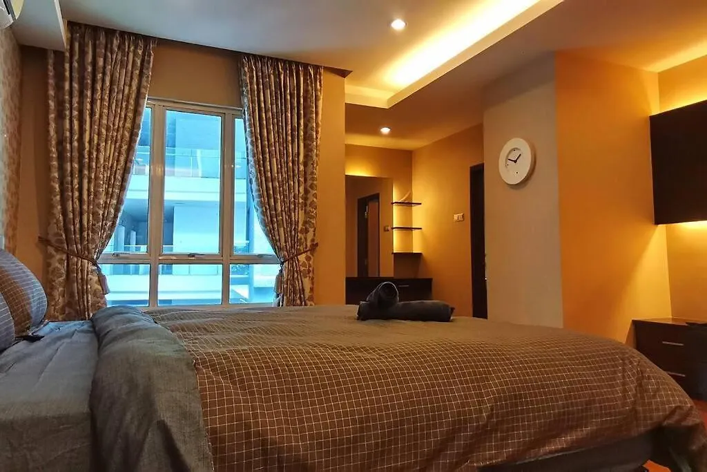 Klcc Luxurious 2 Floors Homestay 5Br For 15Pax 吉隆坡 马来西亚