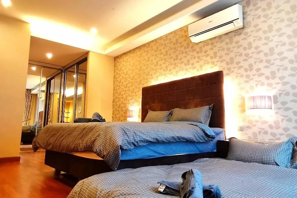 Klcc Luxurious 2 Floors Homestay 5Br For 15Pax 吉隆坡